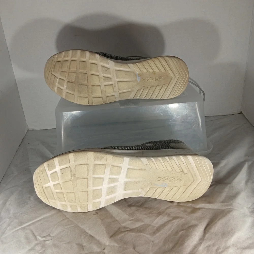 Adidas Cloudfoam‎ AW4313 Sneakers Size 9 Grey White Athletic Casual Comfort